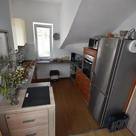 Free Alps, Massage & Wine Apartmán *