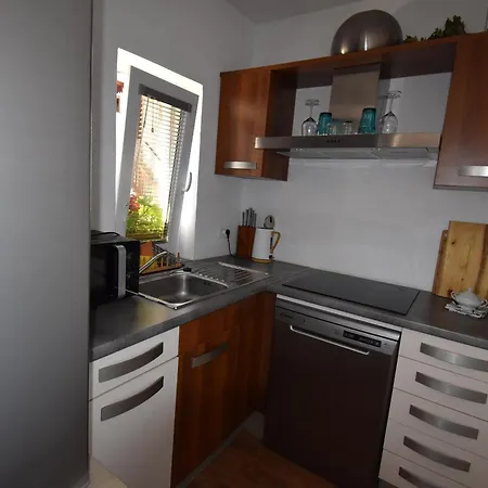 Free Alps, Massage & Wine Apartment Bovec
