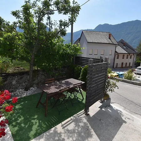 Free Alps, Massage & Wine *