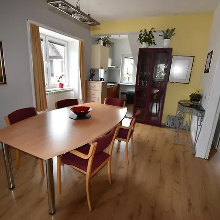 Free Alps, Massage & Wine Apartment Bovec