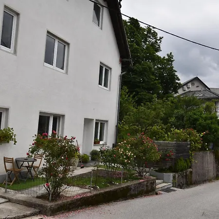 Free Alps, Massage & Wine