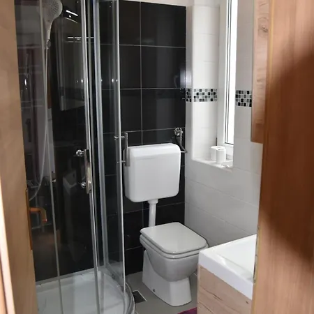 Free Alps, Massage & Wine *