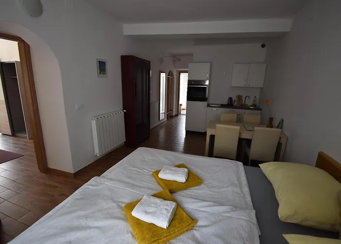 Free Alps, Massage & Wine *