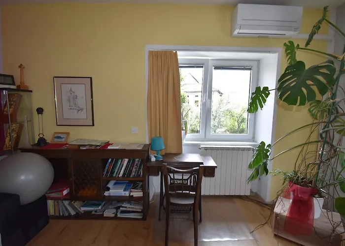 Free Alps, Massage & Wine