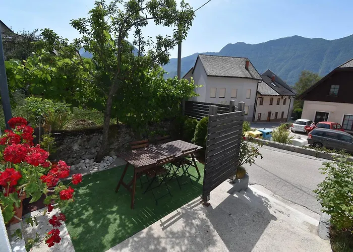 Free Alps, Massage & Wine *