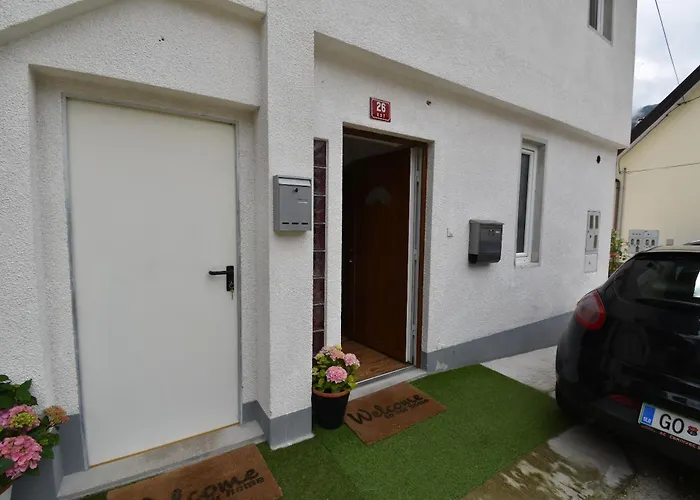 דירה Free Alps, Massage & Wine