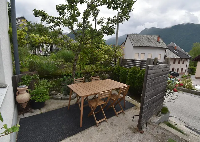 דירה Free Alps, Massage & Wine *