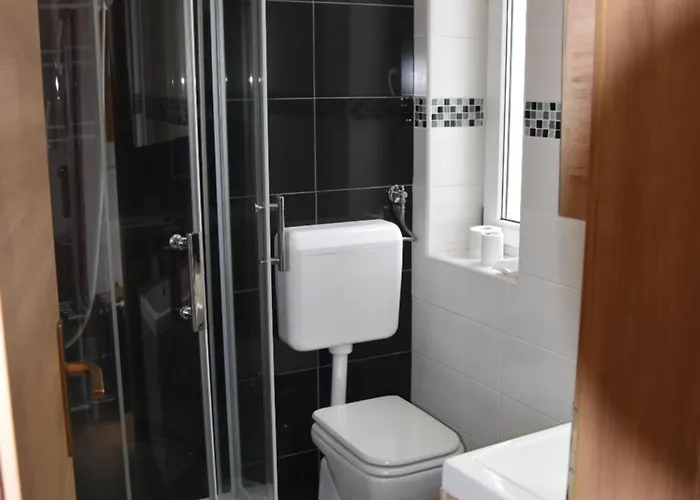 Free Alps, Massage & Wine *